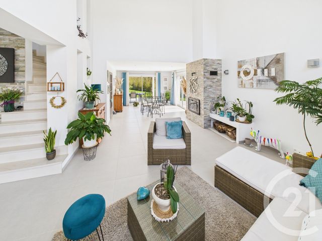 Maison à vendre - 8 pièces - 204 m2 - St Leger En Yvelines - 78 - ILE-DE-FRANCE