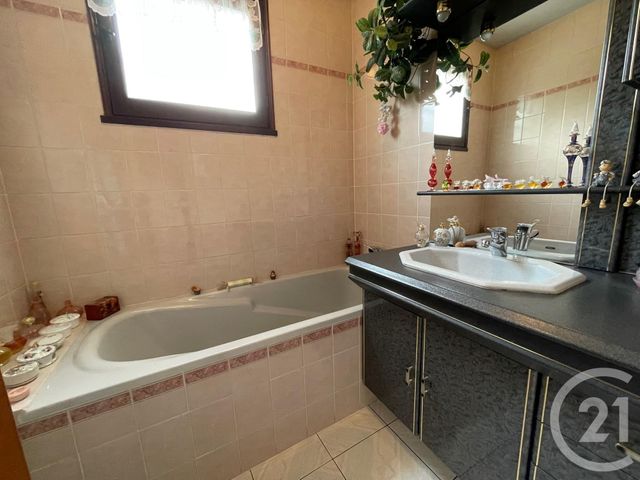 Maison à vendre - 5 pièces - 124,85 m2 - Auffargis - 78 - ILE-DE-FRANCE