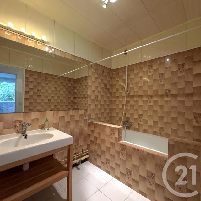 Appartement F5 à vendre - 5 pièces - 91,85 m2 - Elancourt - 78 - ILE-DE-FRANCE