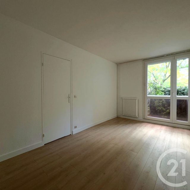 Appartement F5 à vendre - 5 pièces - 91,85 m2 - Elancourt - 78 - ILE-DE-FRANCE