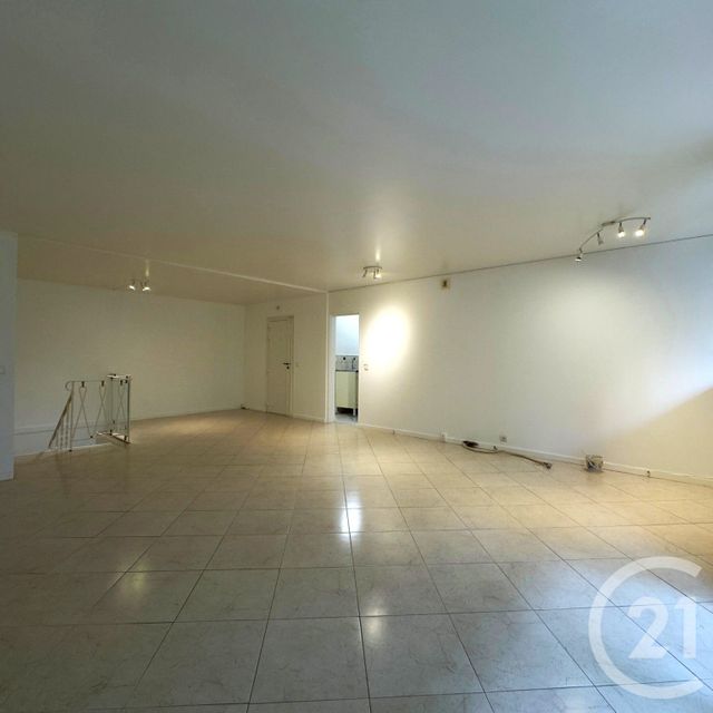 Appartement F5 à vendre - 5 pièces - 91,85 m2 - Elancourt - 78 - ILE-DE-FRANCE